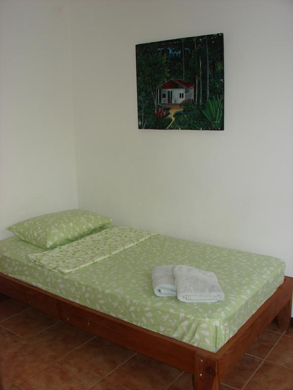 Aparthotel Babilonia Cahuita Habitación foto